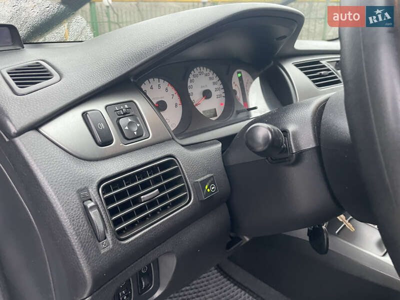 Седан Mitsubishi Lancer 2008 в Києві