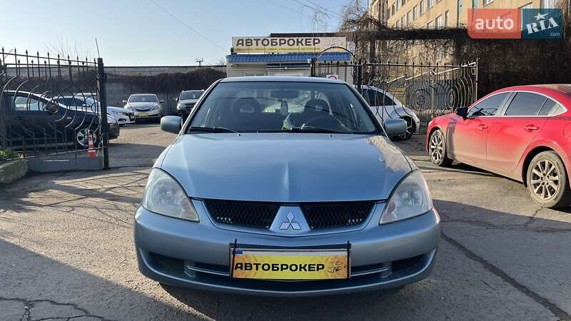 Седан Mitsubishi Lancer 2009 в Николаеве
