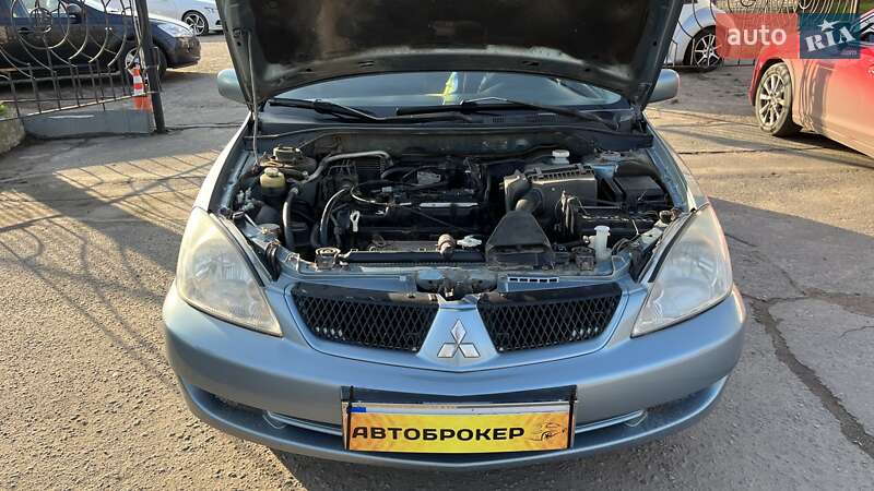 Седан Mitsubishi Lancer 2009 в Николаеве