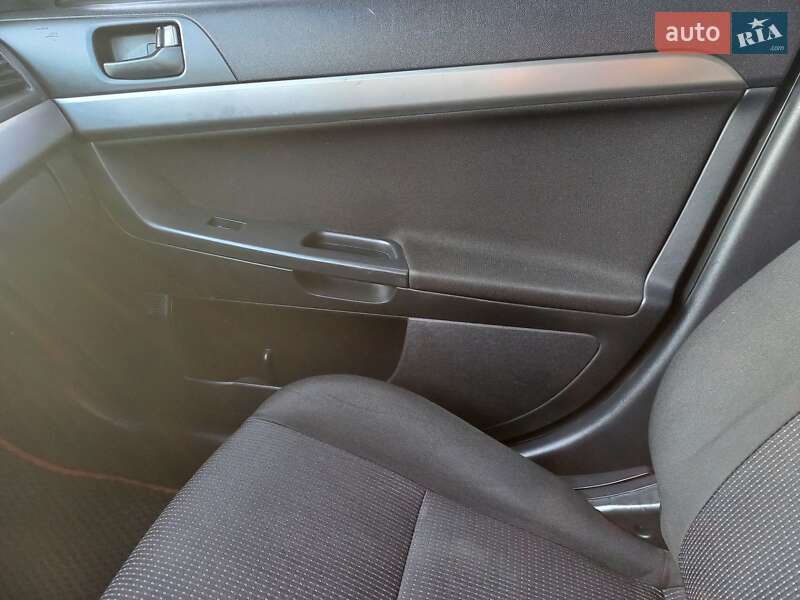 Седан Mitsubishi Lancer 2007 в Одессе