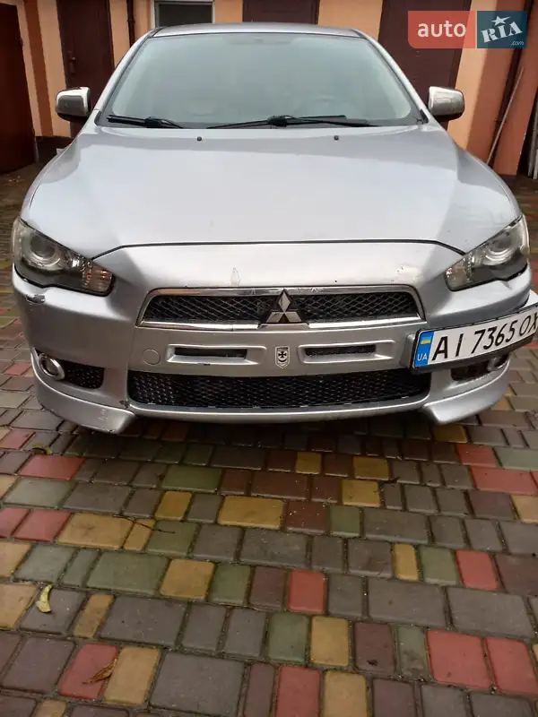 Mitsubishi Lancer
