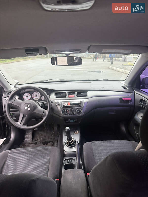 Седан Mitsubishi Lancer 2007 в Киеве