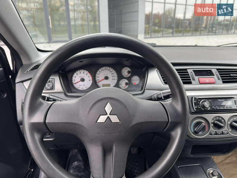 Седан Mitsubishi Lancer 2009 в Дніпрі