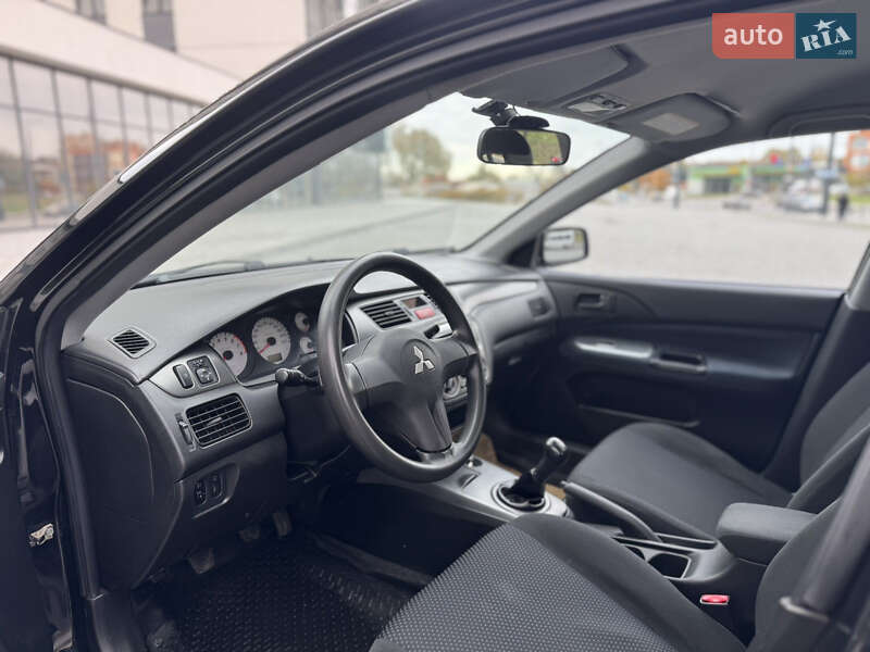 Седан Mitsubishi Lancer 2009 в Дніпрі