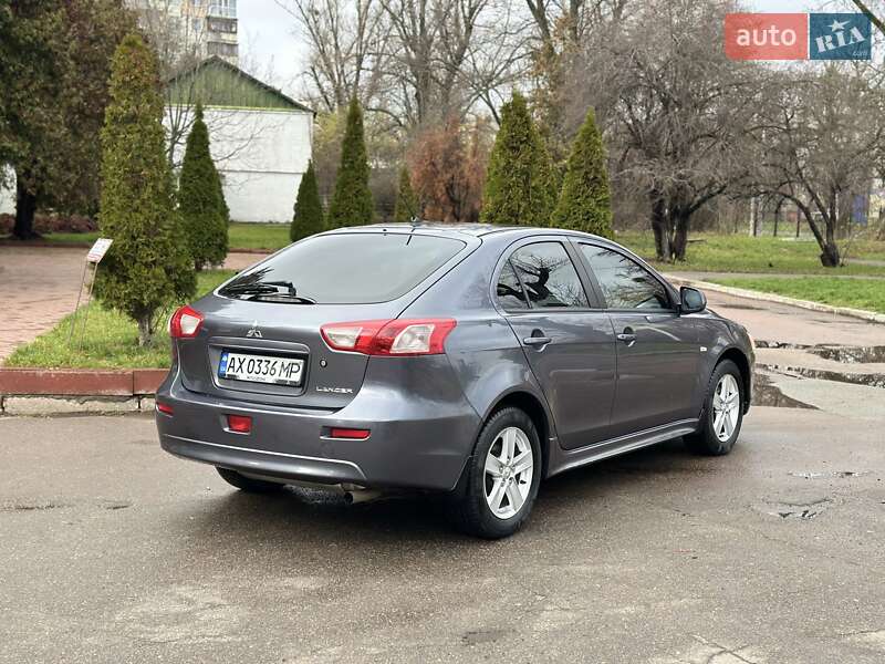 Хетчбек Mitsubishi Lancer 2009 в Києві