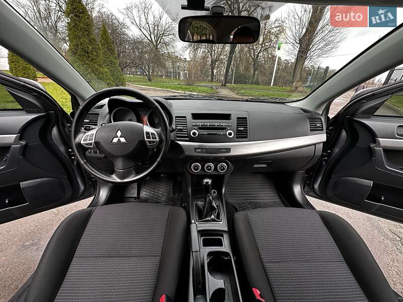 Хетчбек Mitsubishi Lancer 2009 в Києві