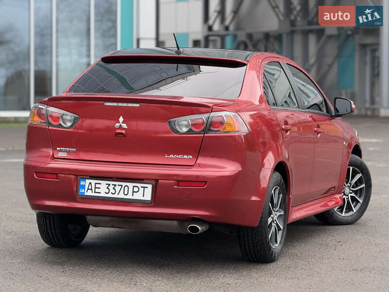 Седан Mitsubishi Lancer 2014 в Днепре