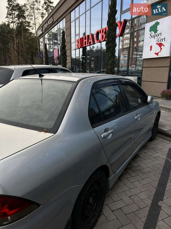 Седан Mitsubishi Lancer 2006 в Ирпене
