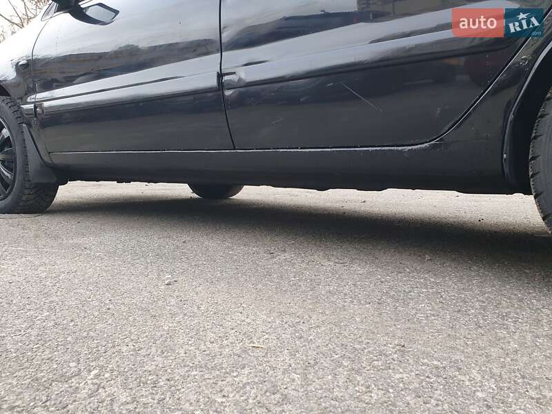 Седан Mitsubishi Lancer 2006 в Киеве