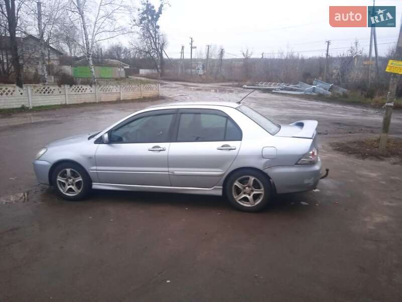 Седан Mitsubishi Lancer 2004 в Харкові