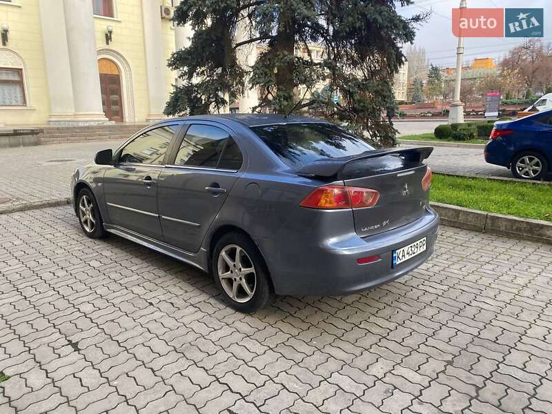 Седан Mitsubishi Lancer 2007 в Запоріжжі