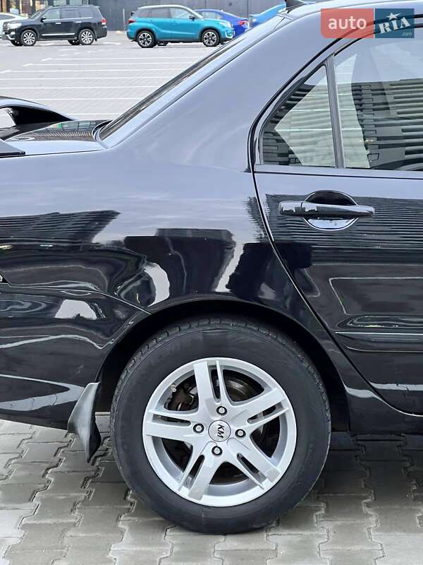 Седан Mitsubishi Lancer 2008 в Києві