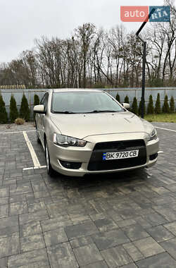 Седан Mitsubishi Lancer 2008 в Луцке