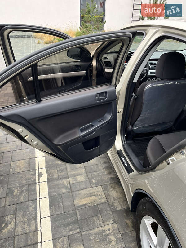 Седан Mitsubishi Lancer 2008 в Луцке