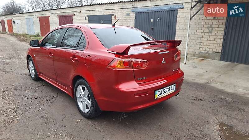 Седан Mitsubishi Lancer 2009 в Смілі