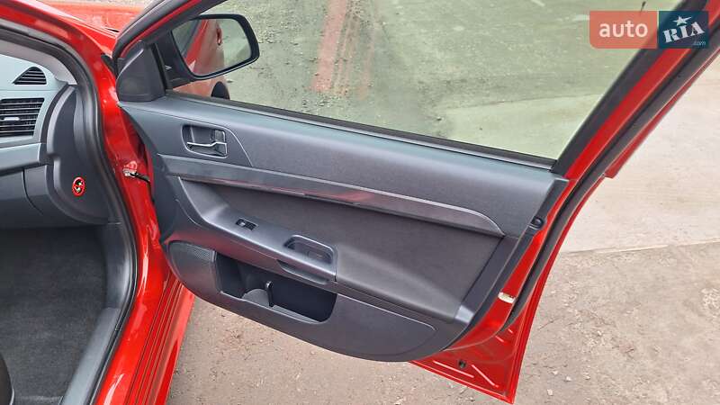 Седан Mitsubishi Lancer 2009 в Смілі