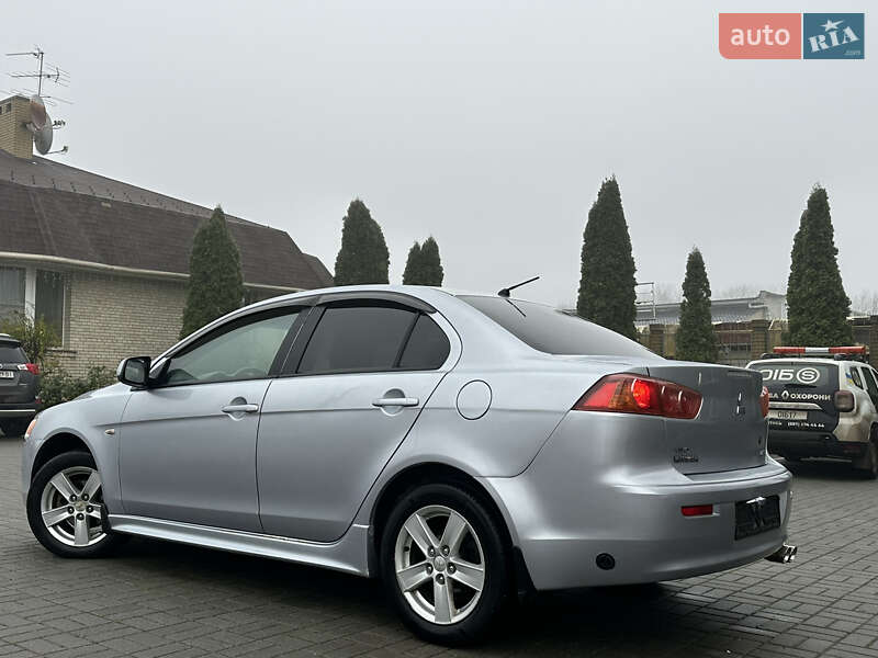 Седан Mitsubishi Lancer 2009 в Харкові