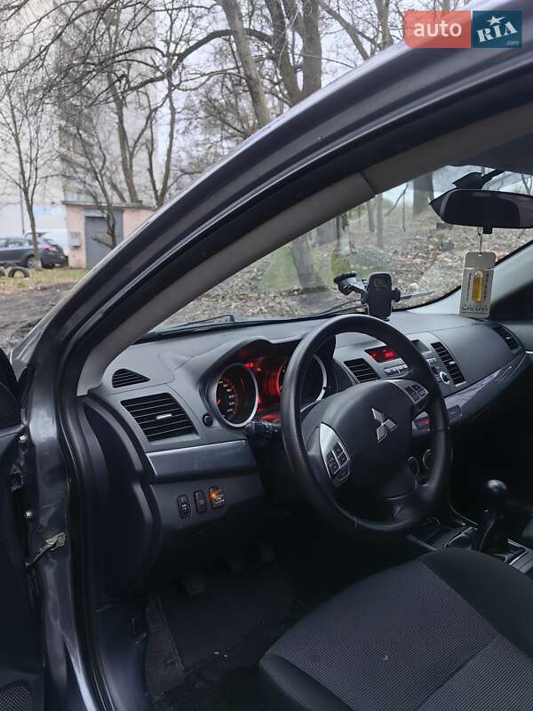 Седан Mitsubishi Lancer 2008 в Києві фото 18 Седан Mitsubishi Lancer 2008 в Києві