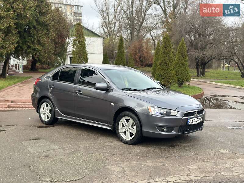 Хетчбек Mitsubishi Lancer 2009 в Києві