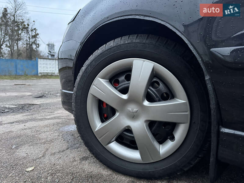 Седан Mitsubishi Lancer 2005 в Житомирі фото 42 Седан Mitsubishi Lancer 2005 в Житомирі
