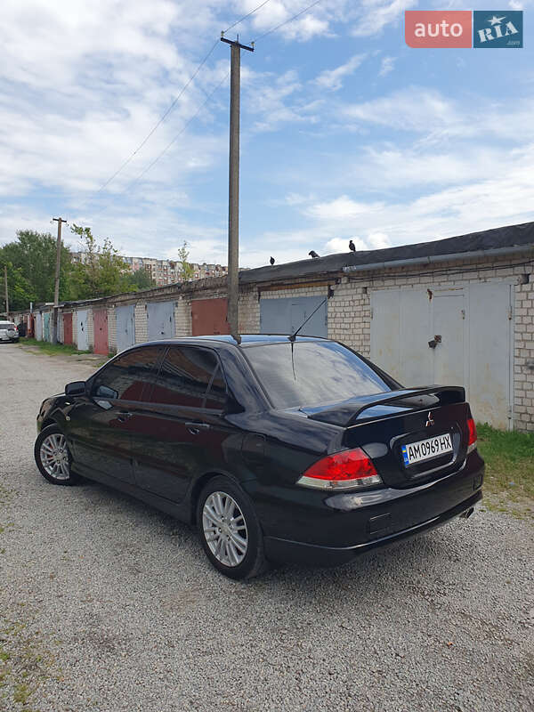 Седан Mitsubishi Lancer 2005 в Житомирі фото 49 Седан Mitsubishi Lancer 2005 в Житомирі