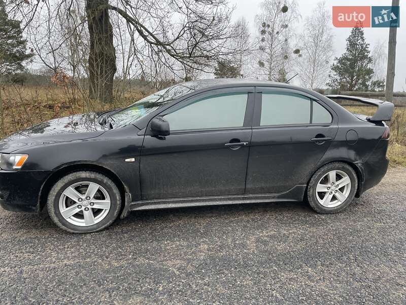 Хетчбек Mitsubishi Lancer 2008 в Олевську