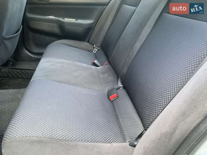 Седан Mitsubishi Lancer 2007 в Днепре
