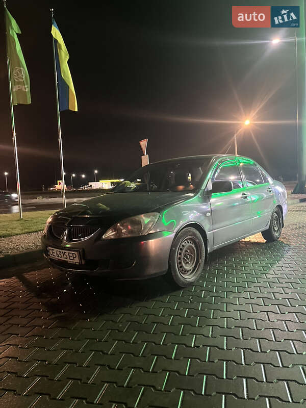 Седан Mitsubishi Lancer 2003 в Коломые фото 2 Седан Mitsubishi Lancer 2003 в Коломые
