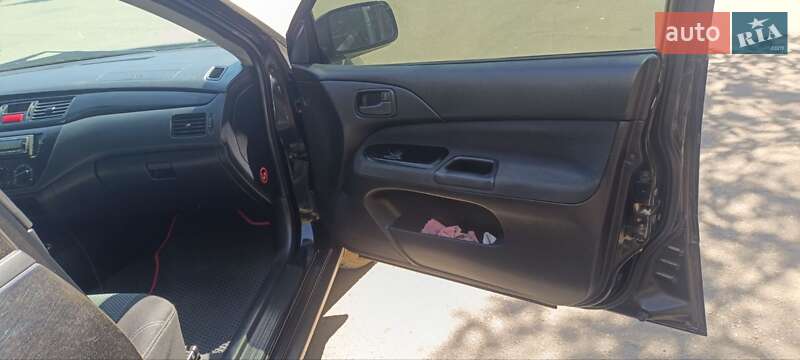 Седан Mitsubishi Lancer 2006 в Одесі
