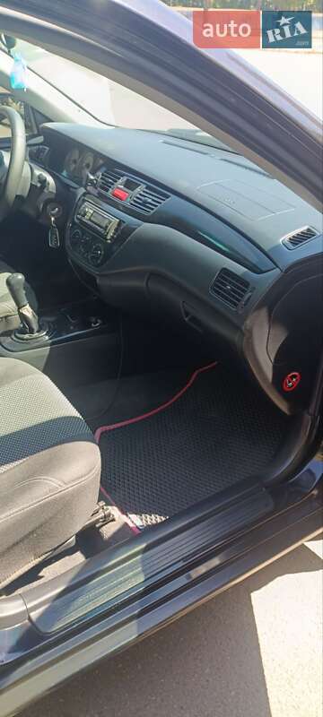 Седан Mitsubishi Lancer 2006 в Одесі