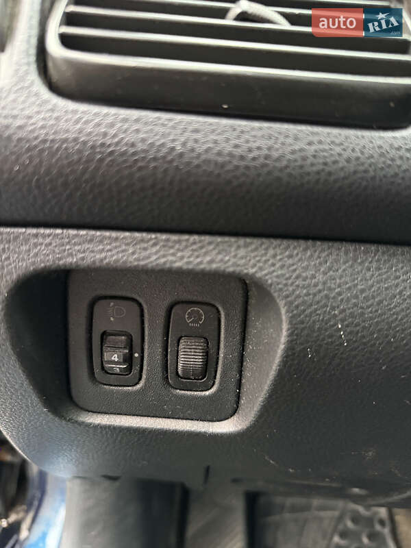 Седан Mitsubishi Lancer 2006 в Києві фото 20 Седан Mitsubishi Lancer 2006 в Києві