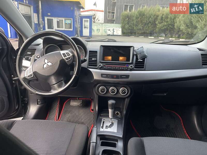 Седан Mitsubishi Lancer 2008 в Киеве