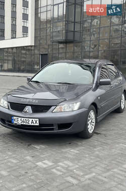 Седан Mitsubishi Lancer 2005 в Днепре