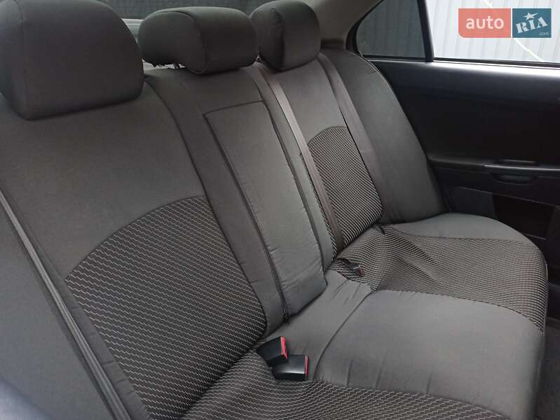 Седан Mitsubishi Lancer 2011 в Черкасах