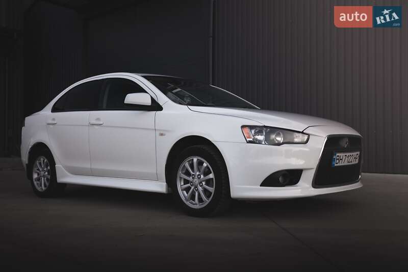 Mitsubishi Lancer 2013 Mitsubishi Lancer 2013