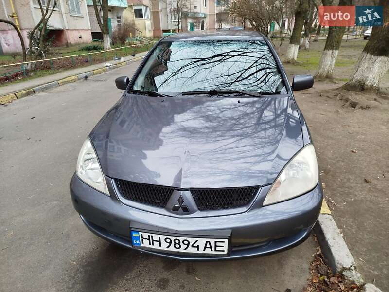 Mitsubishi Lancer
