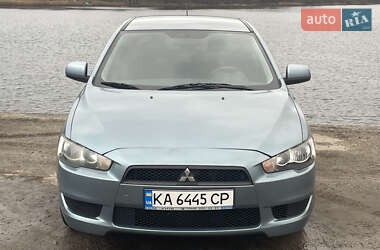 Седан Mitsubishi Lancer 2009 в Киеве