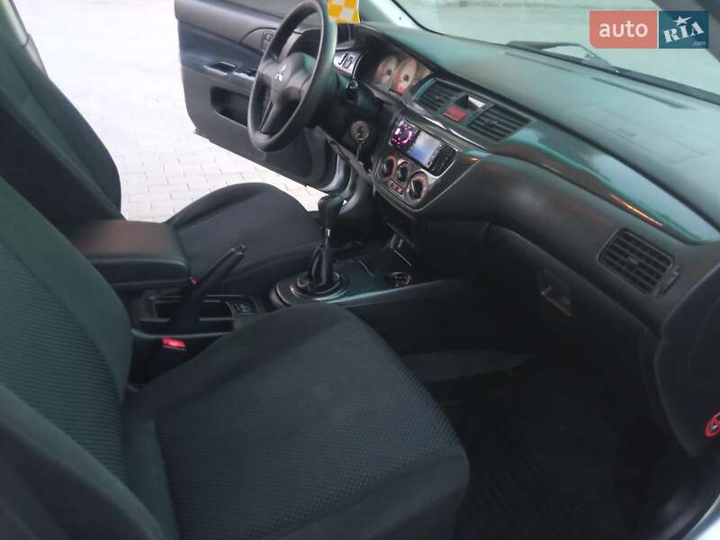Универсал Mitsubishi Lancer 2006 в Виннице фото 19 Универсал Mitsubishi Lancer 2006 в Виннице