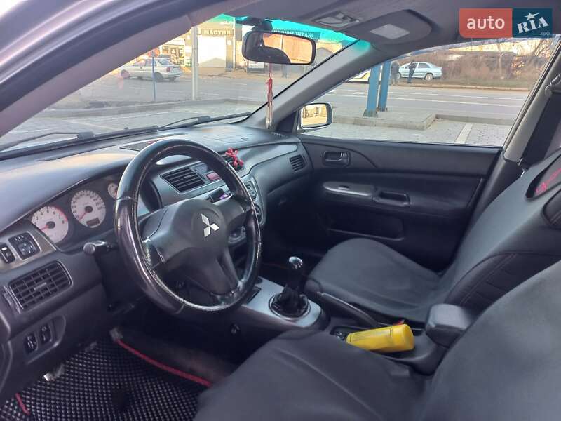 Седан Mitsubishi Lancer 2009 в Ивано-Франковске