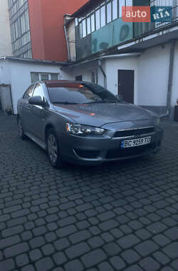 Седан Mitsubishi Lancer 2014 в Львові