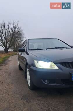 Седан Mitsubishi Lancer 2004 в Чернігові