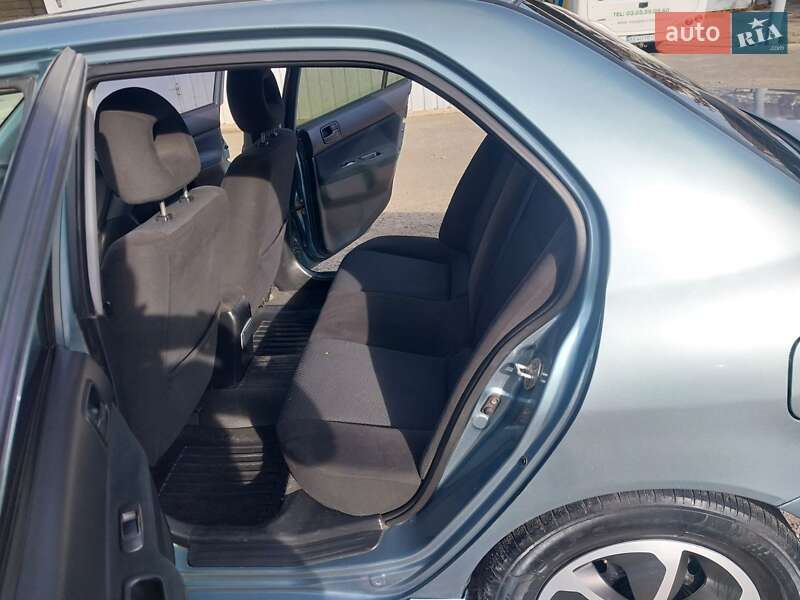 Седан Mitsubishi Lancer 2006 в Николаеве