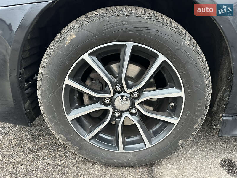 Седан Mitsubishi Lancer 2017 в Києві фото 34 Седан Mitsubishi Lancer 2017 в Києві