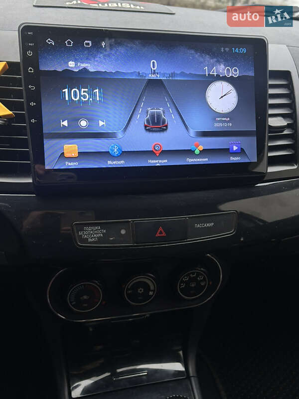 Седан Mitsubishi Lancer 2015 в Сумах