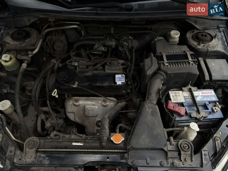 Седан Mitsubishi Lancer 2006 в Макарові