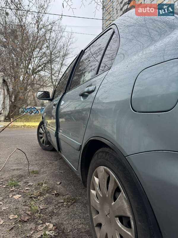 Седан Mitsubishi Lancer 2006 в Киеве