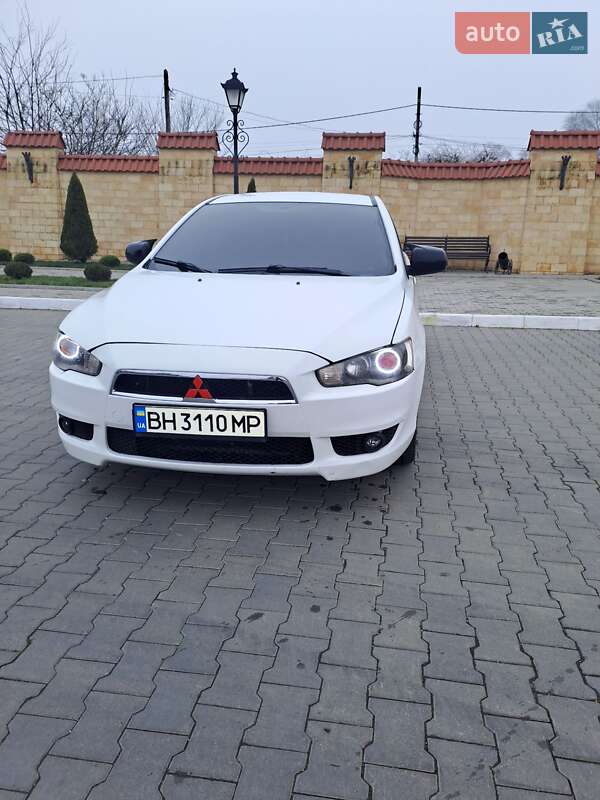 Mitsubishi Lancer 2012