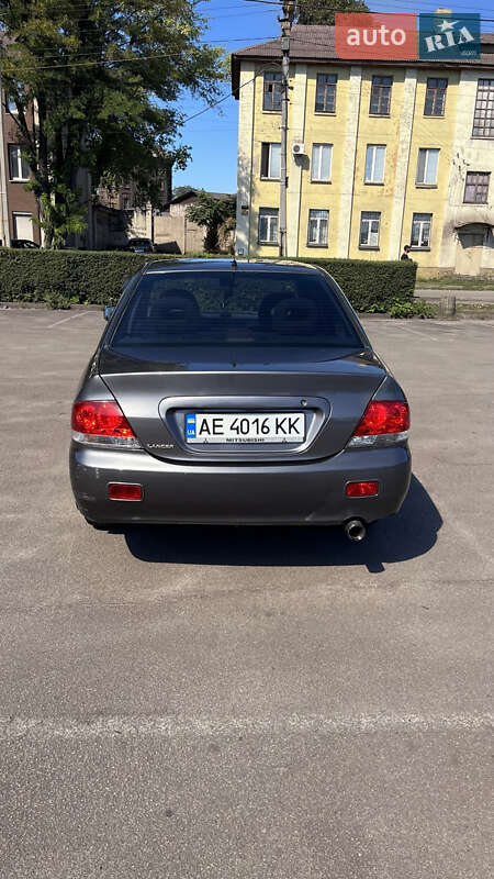 Седан Mitsubishi Lancer 2006 в Кам'янському