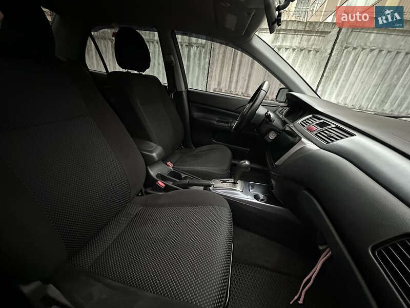 Седан Mitsubishi Lancer 2007 в Києві фото 17 Седан Mitsubishi Lancer 2007 в Києві