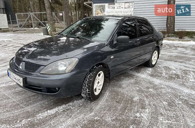 Седан Mitsubishi Lancer 2004 в Виннице